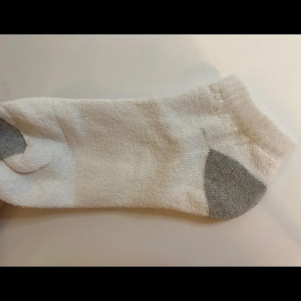 Beverly Hills Polo Club Boys 8 pair Low Cut Socks